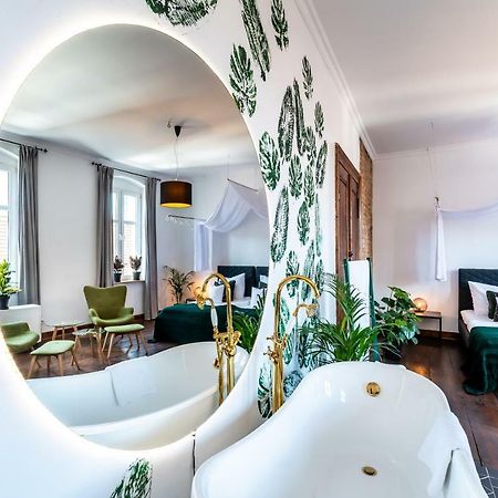 Salon Zamkowa Apartment พอซนาน ภายนอก รูปภาพ
